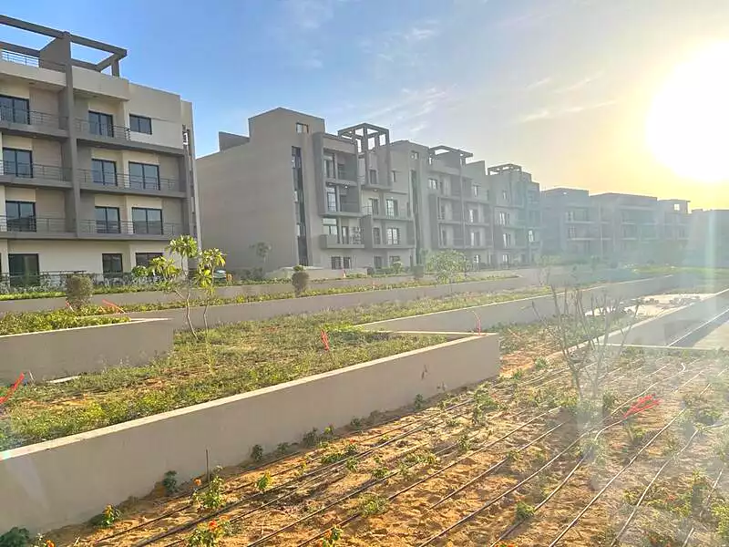 https://aqarmap.com.eg/en/listing/6827387-for-sale-cairo-new-cairo-compounds-fifth-square