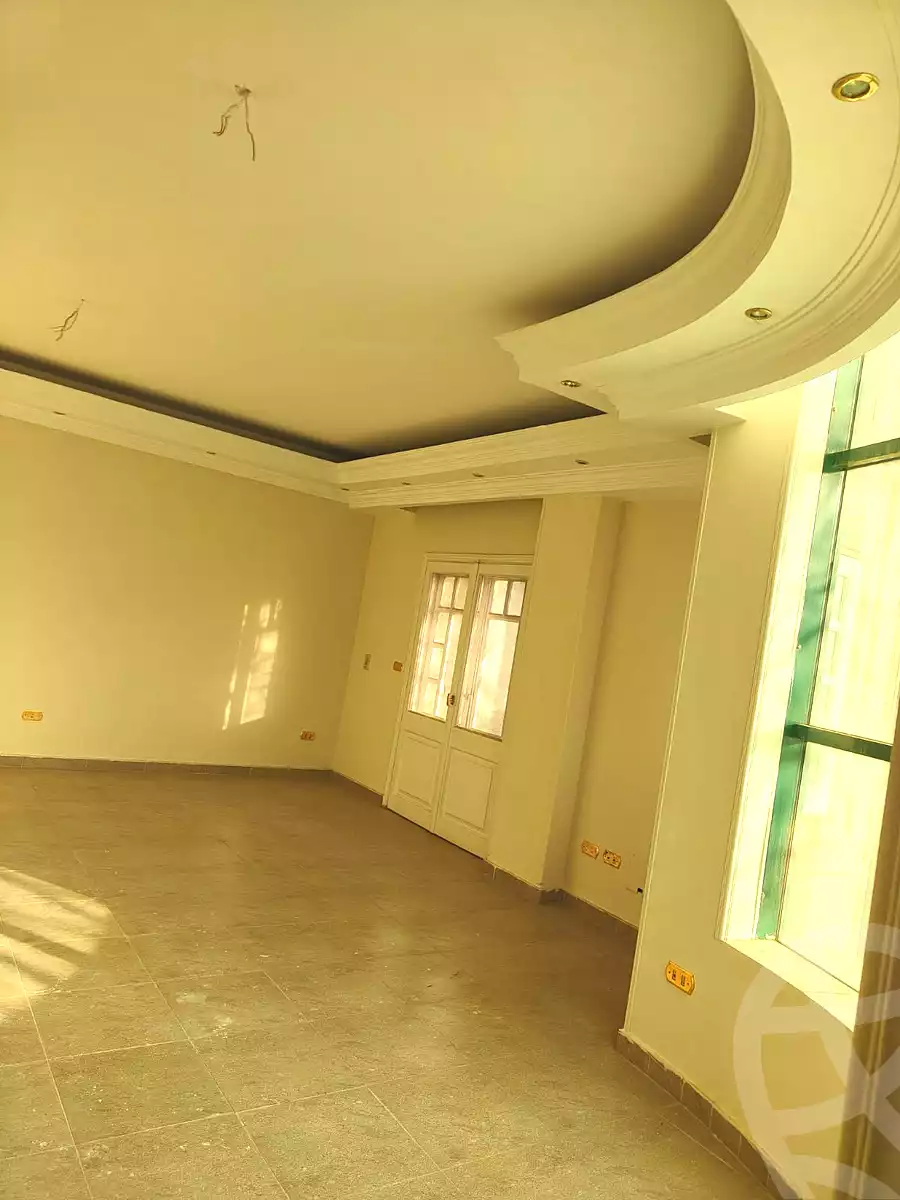 https://aqarmap.com.eg/ar/listing/6827809-for-sale-cairo-new-cairo-el-ahyaa-first-neighborhood-omar-ibn-abd-el-aziz-st