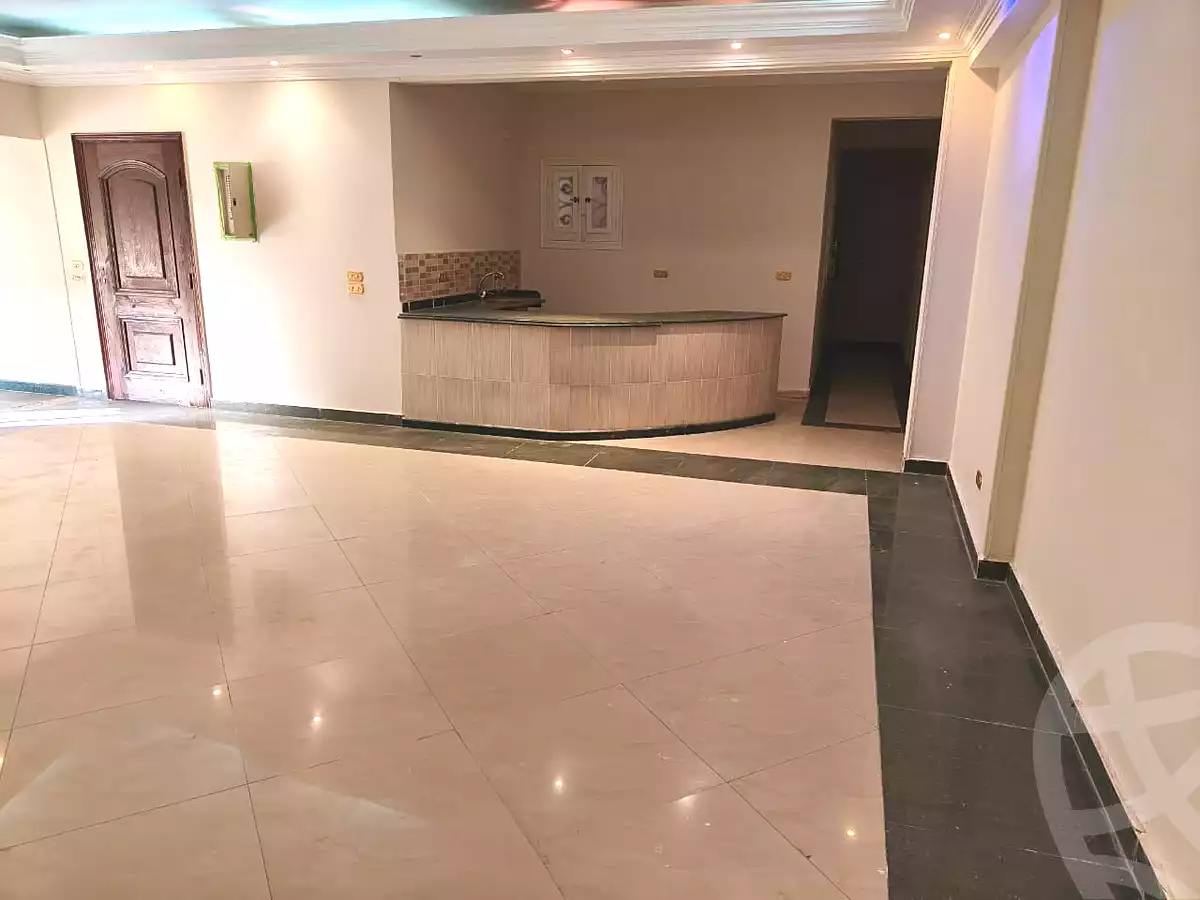 https://aqarmap.com.eg/ar/listing/6827809-for-sale-cairo-new-cairo-el-ahyaa-first-neighborhood-omar-ibn-abd-el-aziz-st