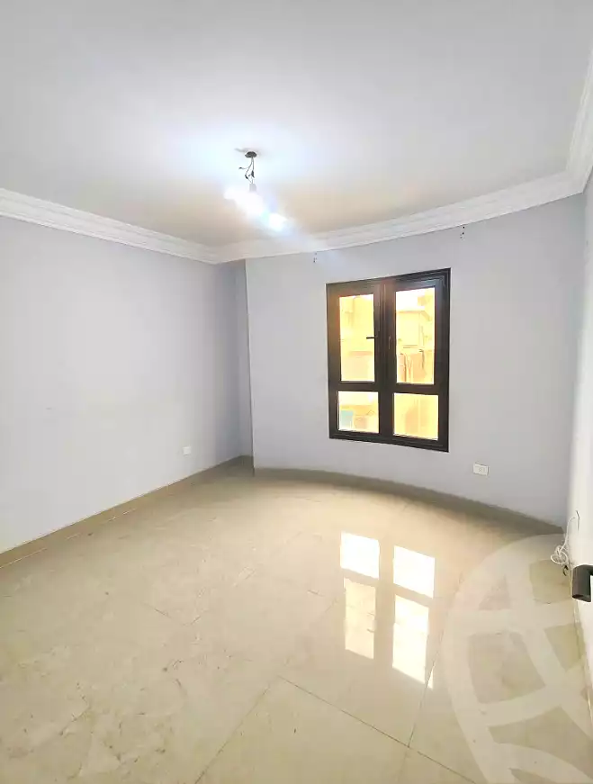 https://aqarmap.com.eg/ar/listing/6828402-for-rent-alexandria-sydy-bshr-sydy-bshr-bhry-shr-mhmwd-l-yswy