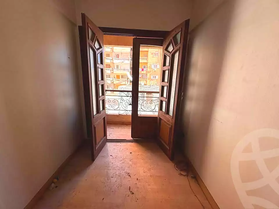 https://aqarmap.com.eg/en/listing/6828403-for-sale-alexandria-lauran-shr-bw-qyr-tryq-lhry
