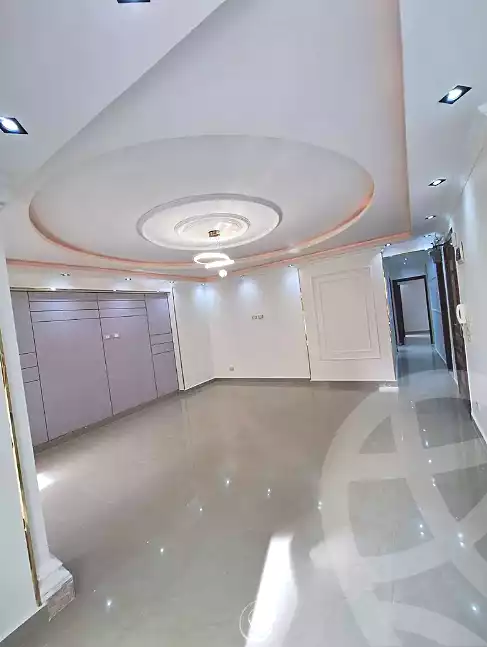 https://aqarmap.com.eg/ar/listing/6828417-for-sale-alexandria-sydy-bshr-sydy-bshr-bhry-street-15