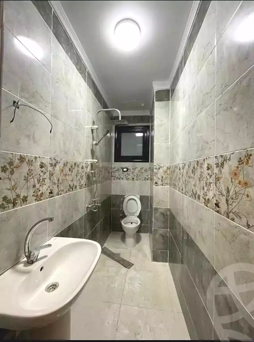 https://aqarmap.com.eg/ar/listing/6828468-for-sale-alexandria-el-asafra-shr-45