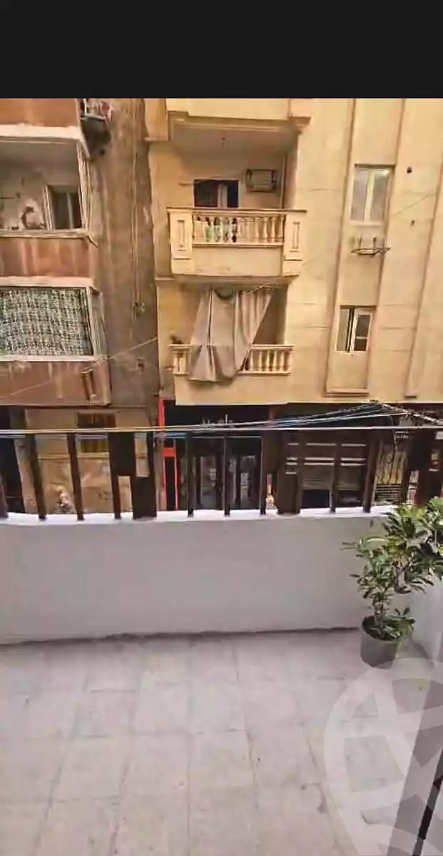 https://aqarmap.com.eg/ar/listing/6828784-for-sale-alexandria-sydy-bshr-sydy-bshr-bhry-amr-el-nogomy-st