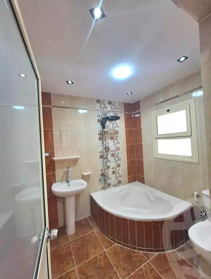https://aqarmap.com.eg/ar/listing/6829461-for-sale-alexandria-sydy-bshr-sydy-bshr-bhry-ali-hipa-st