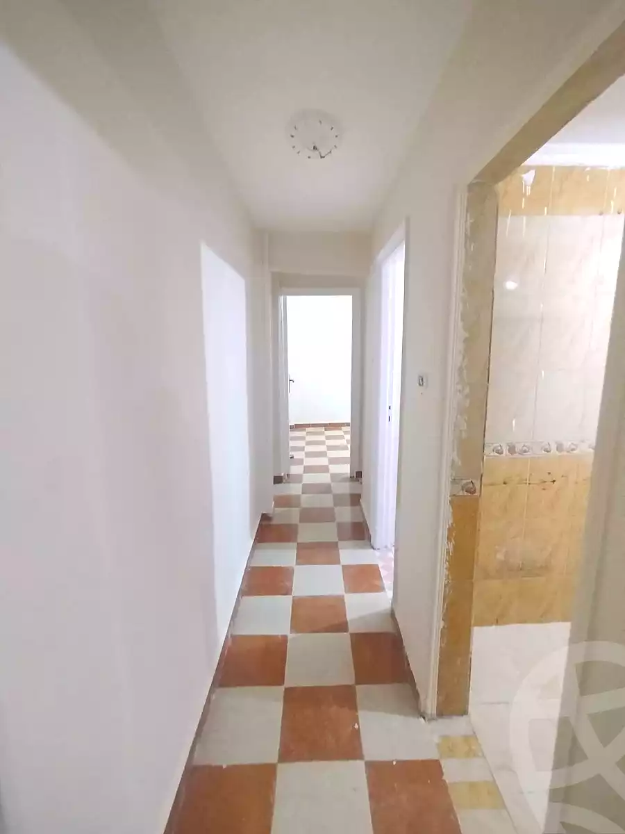https://aqarmap.com.eg/en/listing/6830153-for-sale-alexandria-lsywf-el-falki