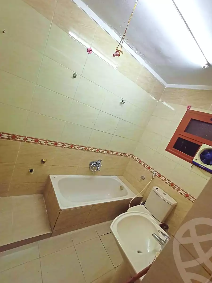 https://aqarmap.com.eg/ar/listing/6830241-for-sale-cairo-helwan-helwan-el-sharkeya-khesro-basha-st