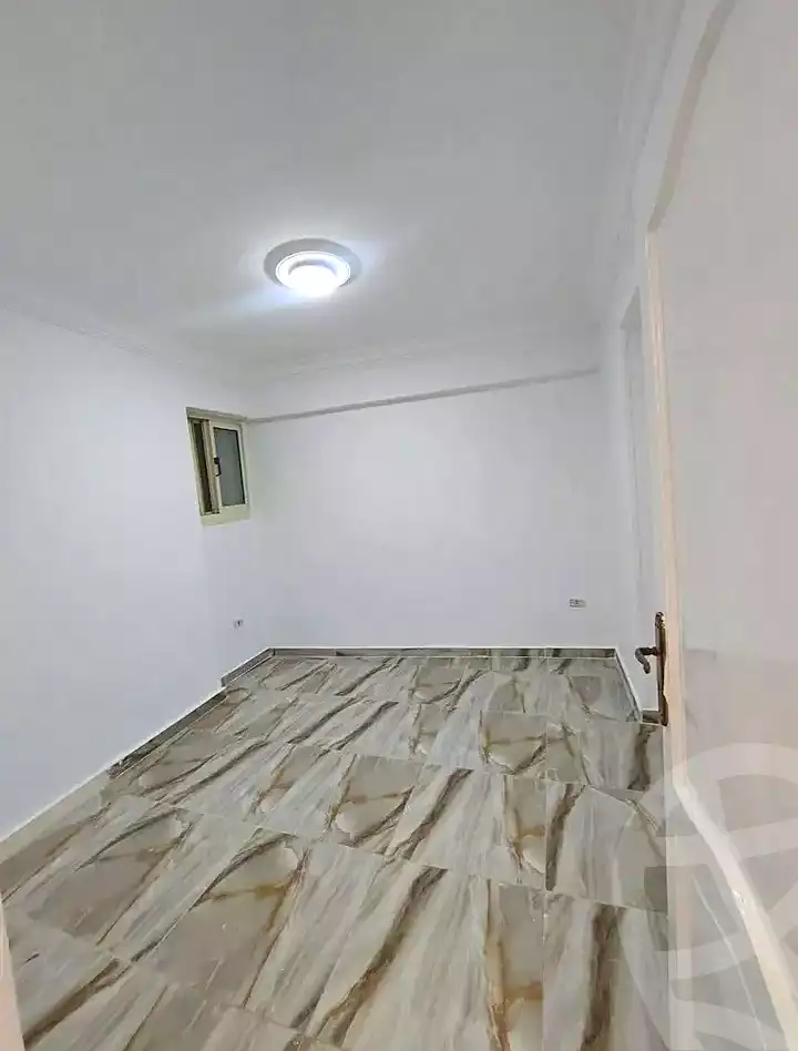 https://aqarmap.com.eg/ar/listing/6830253-for-sale-alexandria-el-asafra-l-sfr-bhry