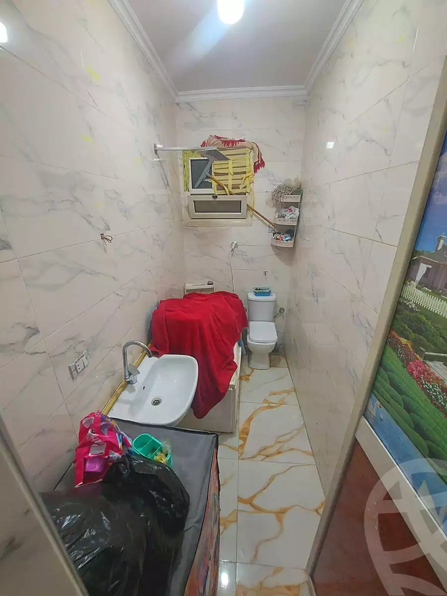 https://aqarmap.com.eg/ar/listing/6830256-for-sale-cairo-helwan-el-shareaa-el-sharby-st