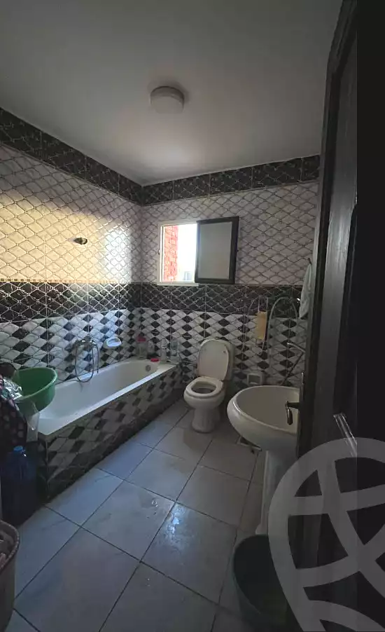https://aqarmap.com.eg/ar/listing/6830572-for-sale-alexandria-l-jmy-lbytsh-qased-kareem-st