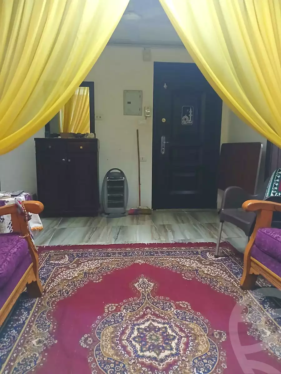 https://aqarmap.com.eg/ar/listing/6830666-for-sale-cairo-ain-shams-ain-shams-el-sharkia-el-zahraa-st