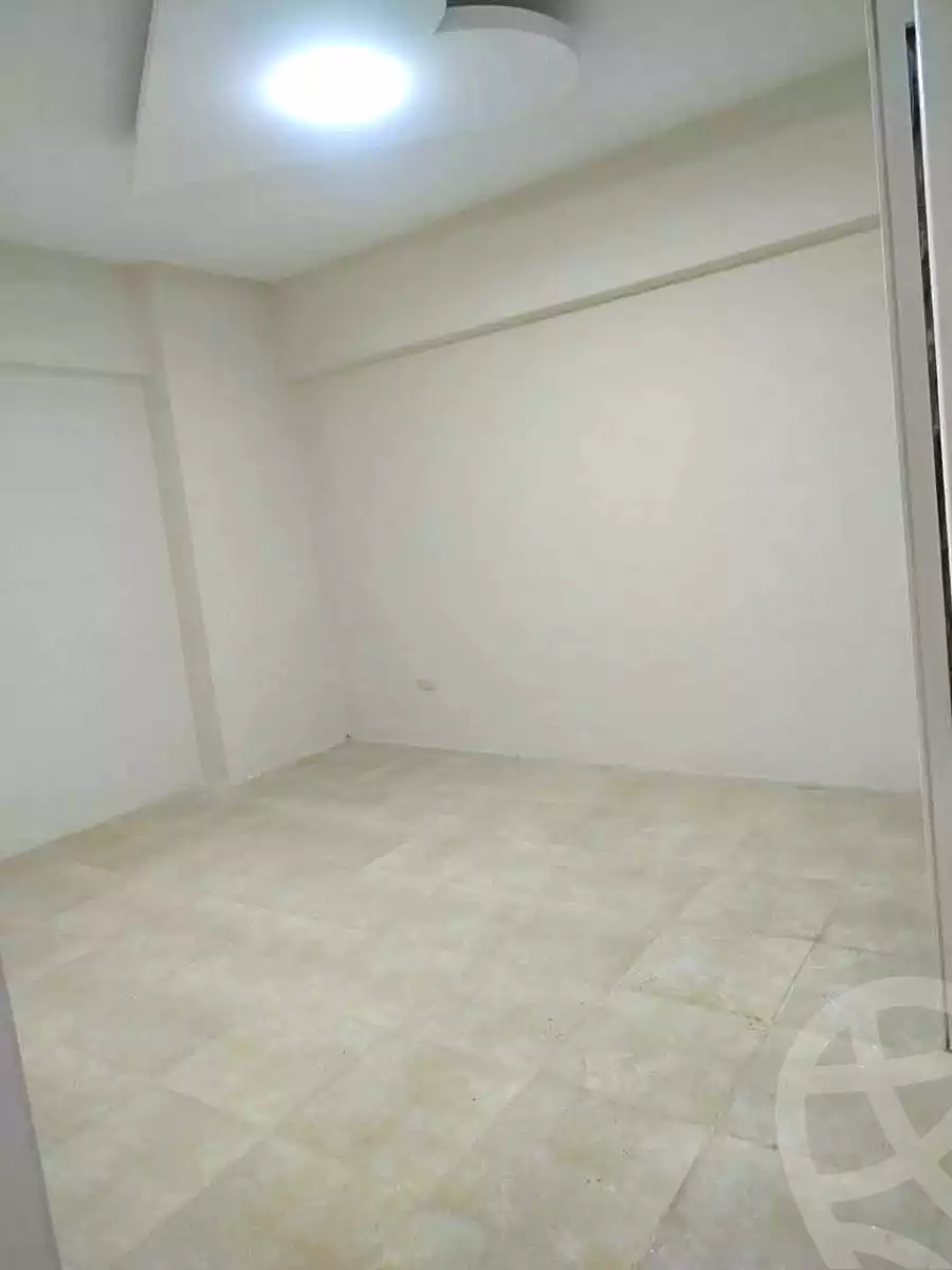 https://aqarmap.com.eg/ar/listing/6830730-for-rent-alexandria-l-jmy-bw-ywsf