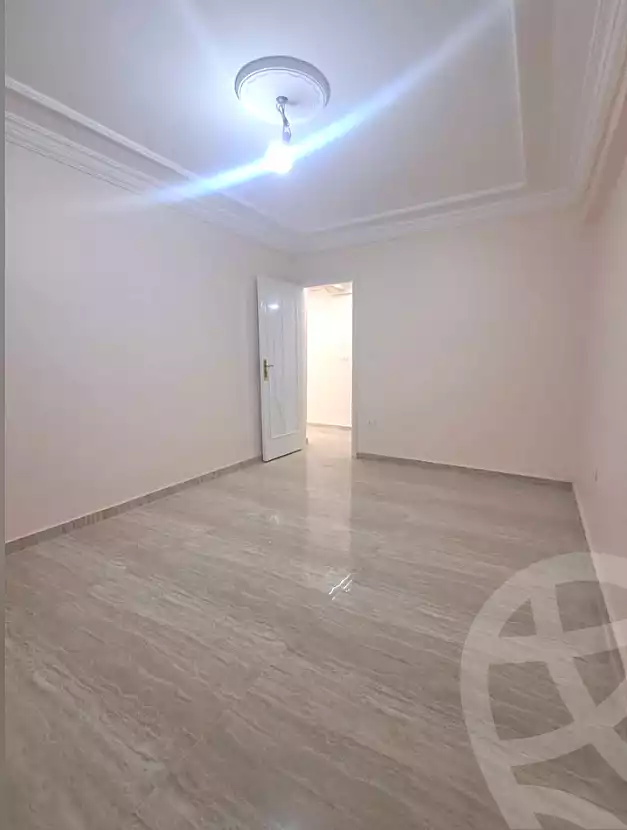 https://aqarmap.com.eg/ar/listing/6830775-for-sale-alexandria-el-asafra-l-sfr-bhry