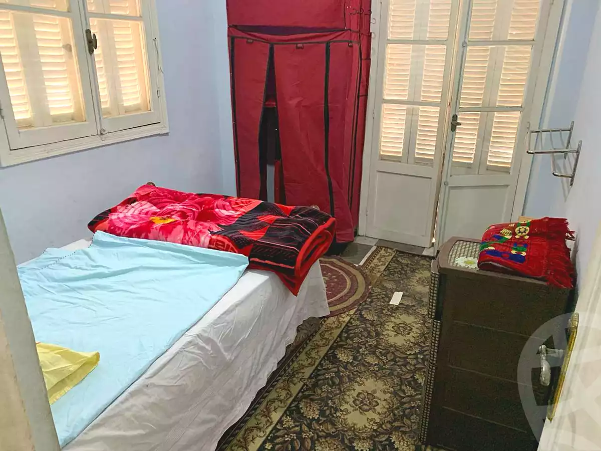 https://aqarmap.com.eg/ar/listing/6830858-for-sale-alexandria-sydy-bshr-sydy-bshr-bhry-magd-el-arab-mohamed-st
