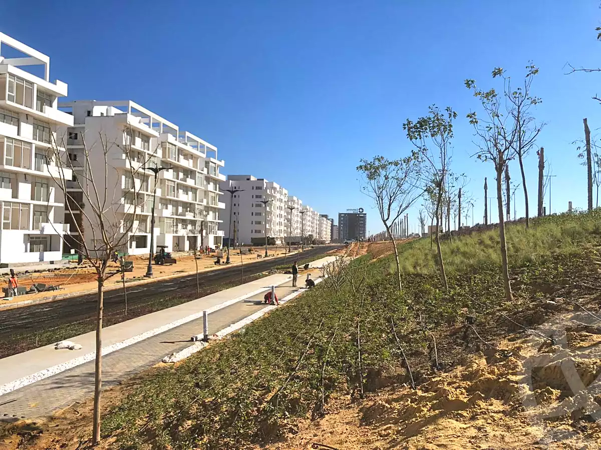 https://aqarmap.com.eg/ar/listing/6830976-for-sale-north-coast-new-alamein-mntj-t-l-lmyn-ljdyd-kmbwnd-mzryn