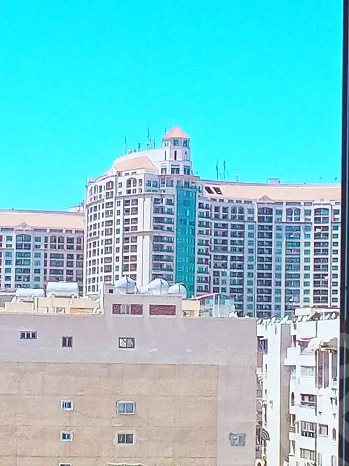 https://aqarmap.com.eg/en/listing/6831636-for-rent-alexandria-ganaklis-shr-mrtdy-bsh