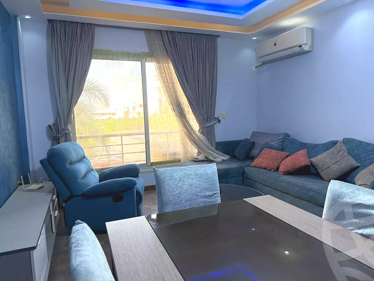 https://aqarmap.com.eg/ar/listing/6831912-for-sale-cairo-el-sheikh-zayed-city-mntq-fr-y-bmdyn-lshykh-zyd