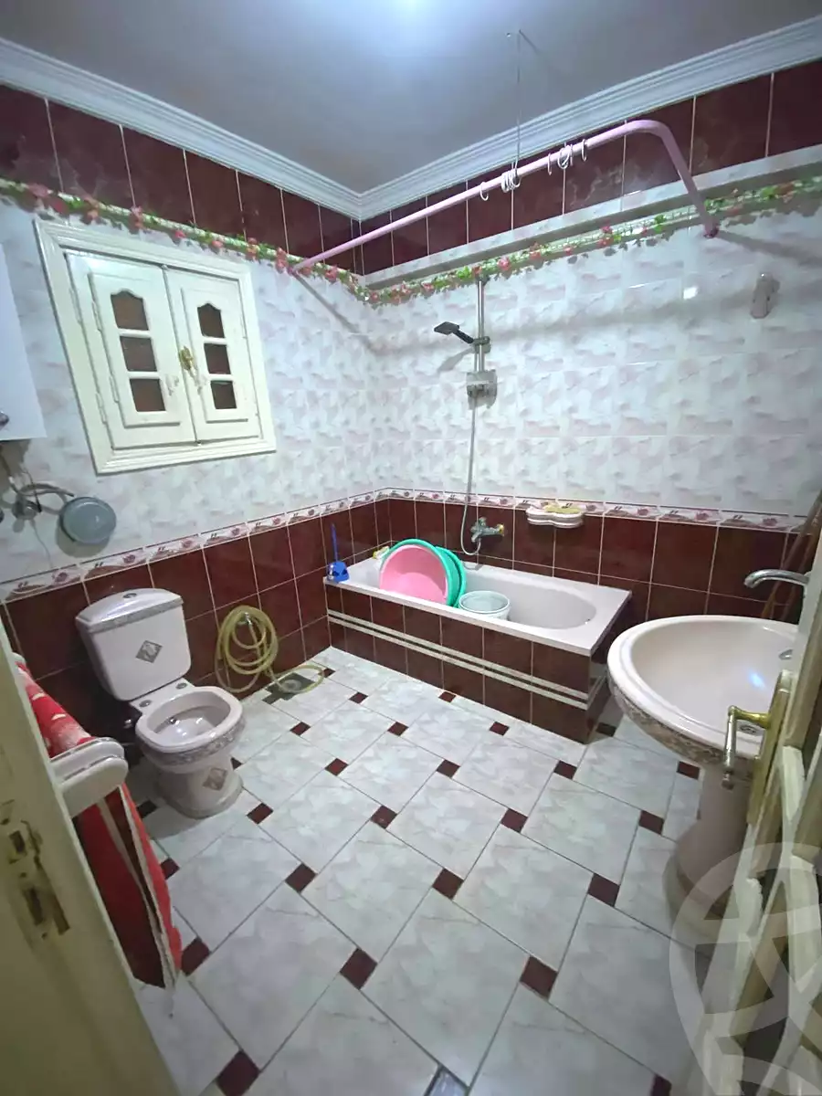 https://aqarmap.com.eg/en/listing/6832048-for-sale-alexandria-lsywf-el-falki