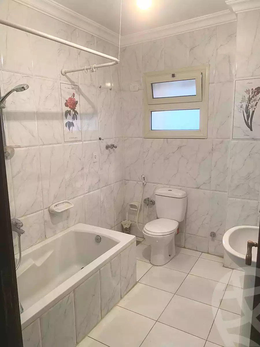 https://aqarmap.com.eg/ar/listing/6832206-for-rent-cairo-6th-of-october-el-ahyaa-neighborhood-4th-neighbourhood-1