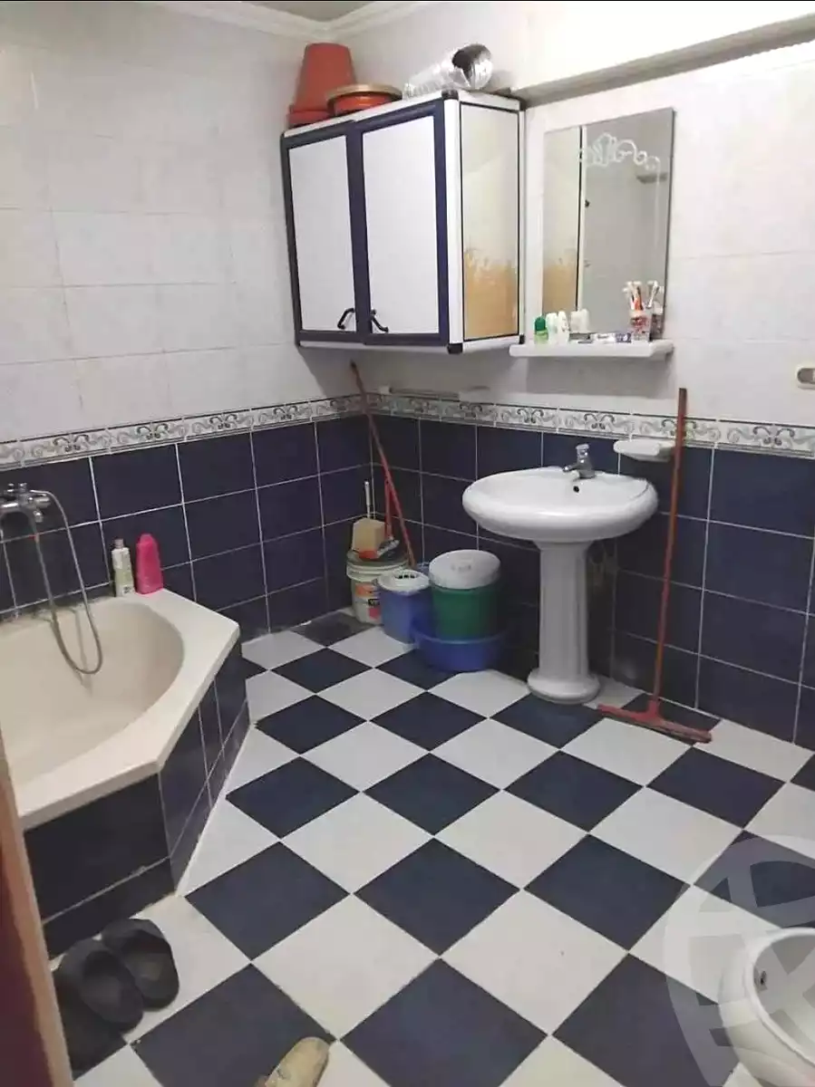 https://aqarmap.com.eg/ar/listing/6832429-for-sale-alexandria-sydy-bshr-sydy-bshr-bhry-shr-mhmd-njyb