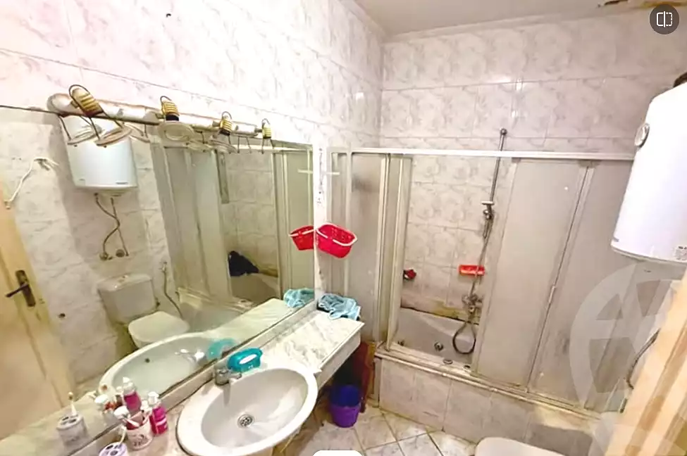 https://aqarmap.com.eg/ar/listing/6832224-for-sale-alexandria-ganaklis-shr-bw-qyr-tryq-lhry
