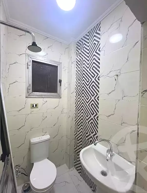 https://aqarmap.com.eg/ar/listing/6832565-for-sale-alexandria-sydy-bshr-sydy-bshr-bhry-shr-mhmwd-l-yswy