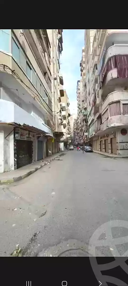 https://aqarmap.com.eg/ar/listing/6832695-for-sale-alexandria-el-asafra-shr-45