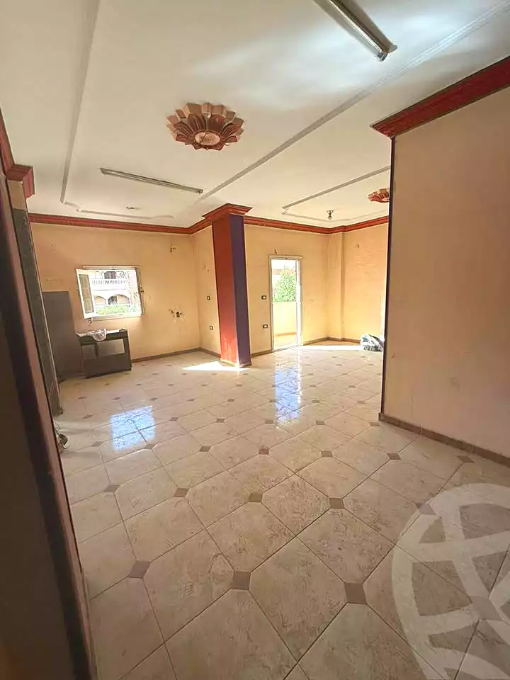https://aqarmap.com.eg/ar/listing/6832821-for-sale-cairo-15th-of-may-Neighbourhood 10