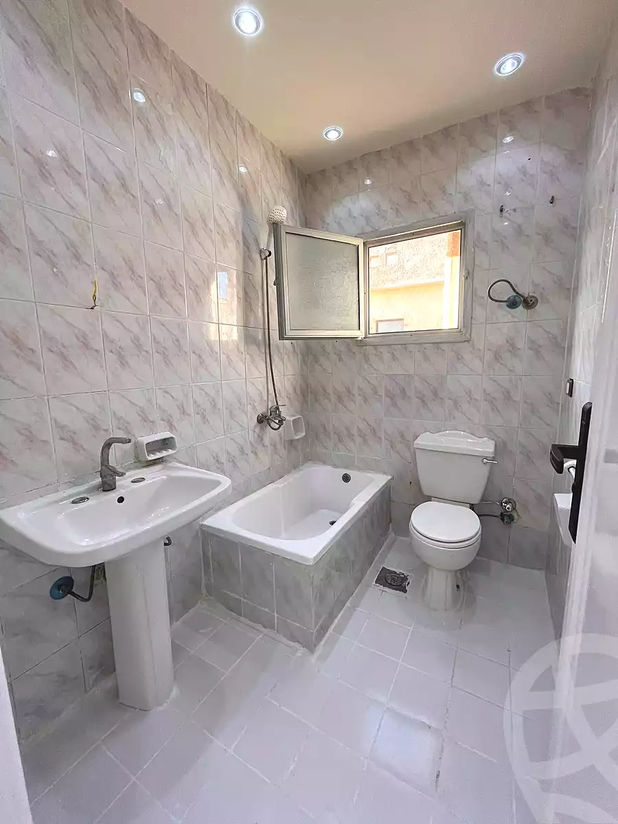 https://aqarmap.com.eg/en/listing/6832845-for-sale-alexandria-l-jmy-shataa-el-nakheel