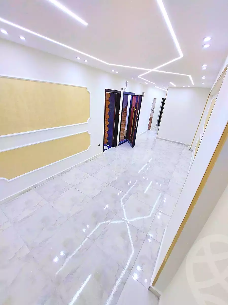 https://aqarmap.com.eg/ar/listing/6833444-for-sale-alexandria-sydy-bshr-sydy-bshr-bhry-shr-mhmwd-l-yswy