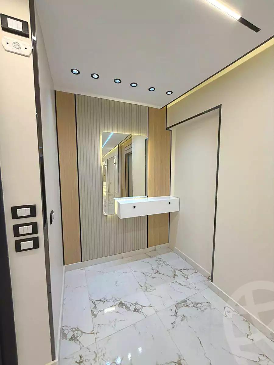 https://aqarmap.com.eg/en/listing/6833971-for-sale-alexandria-l-jmy-lbytsh-el-reyad-st