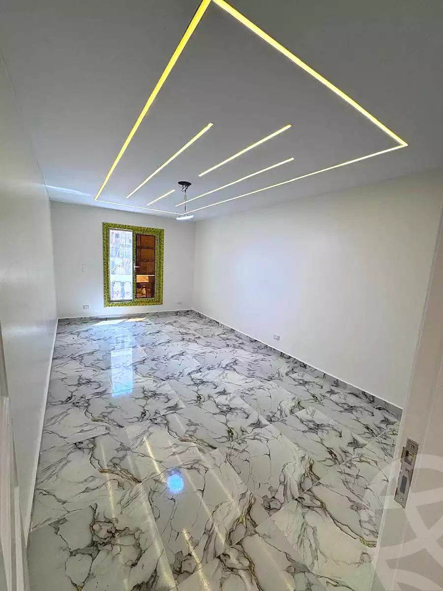 https://aqarmap.com.eg/ar/listing/6834364-for-sale-alexandria-sydy-bshr-sydy-bshr-bhry-khalil-hamada-st