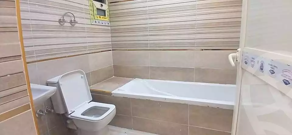 https://aqarmap.com.eg/ar/listing/6834669-for-sale-cairo-ain-shams-ain-shams-el-sharkia-el-eshrein-stt