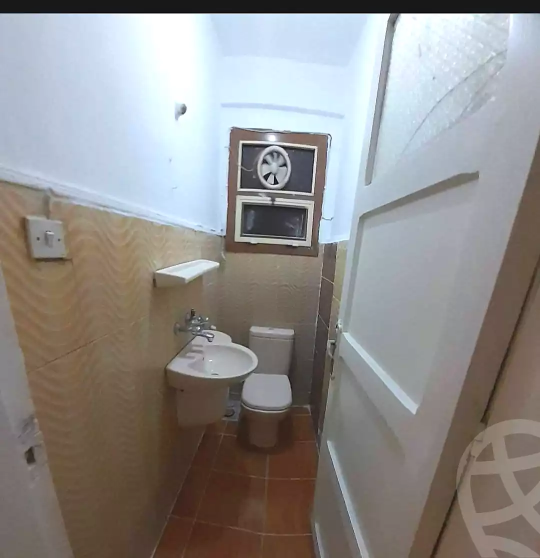 https://aqarmap.com.eg/ar/listing/6834816-for-sale-alexandria-sydy-bshr-sydy-bshr-qbly-faisal-city
