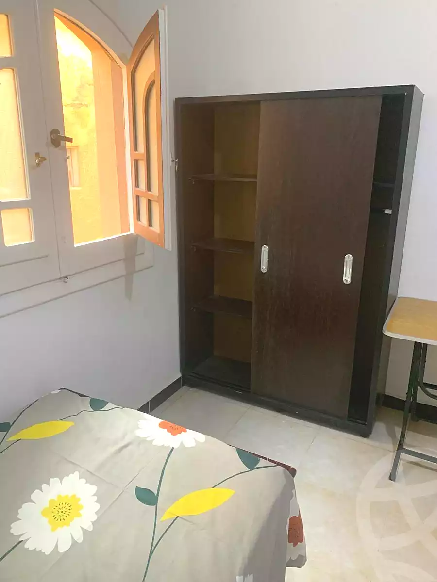 https://aqarmap.com.eg/ar/listing/6835490-for-rent-cairo-6th-of-october-el-ahyaa-neighborhood-1st-third-neighborhood