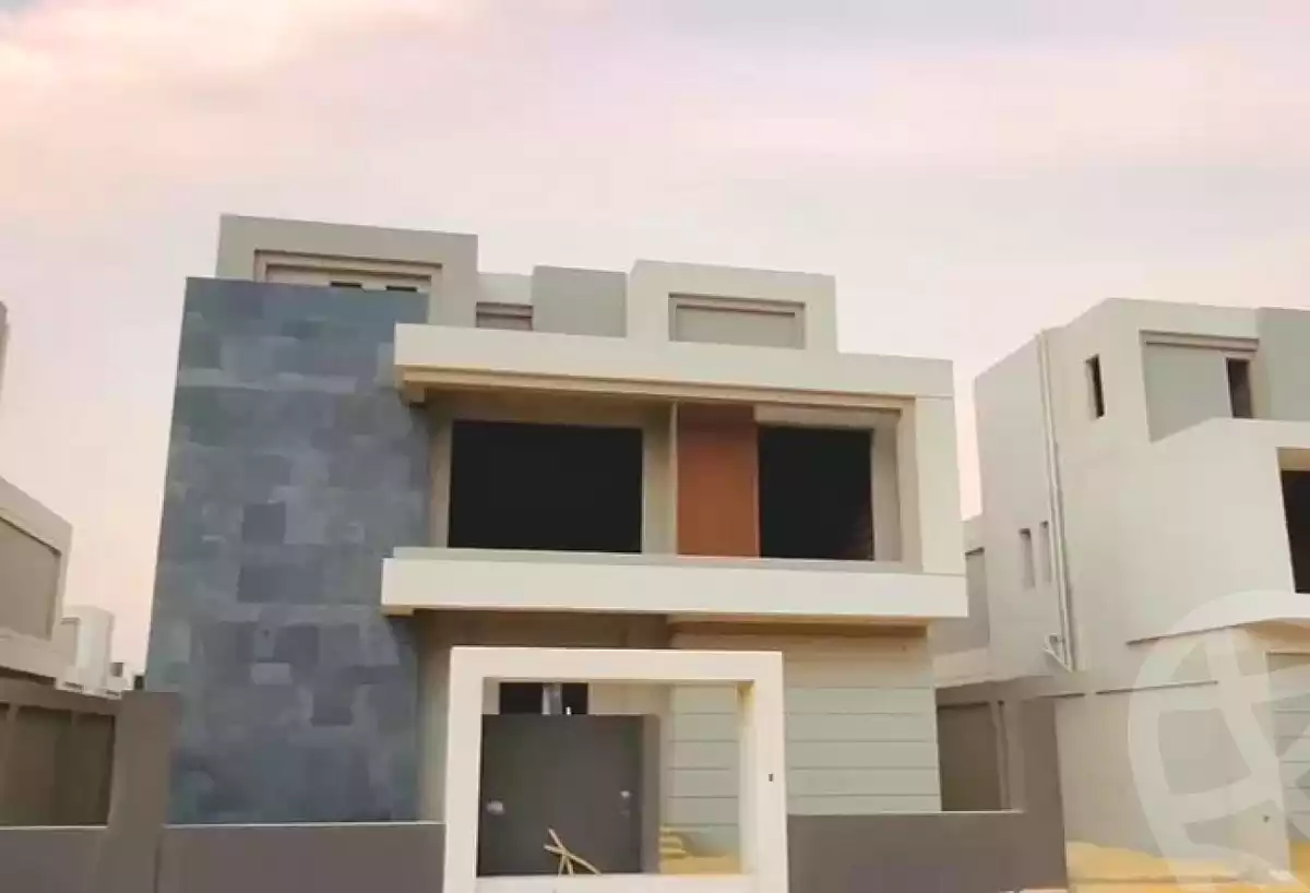 https://aqarmap.com.eg/ar/listing/6835527-for-sale-cairo-new-cairo-compounds-el-patio-town-compound-la-vista