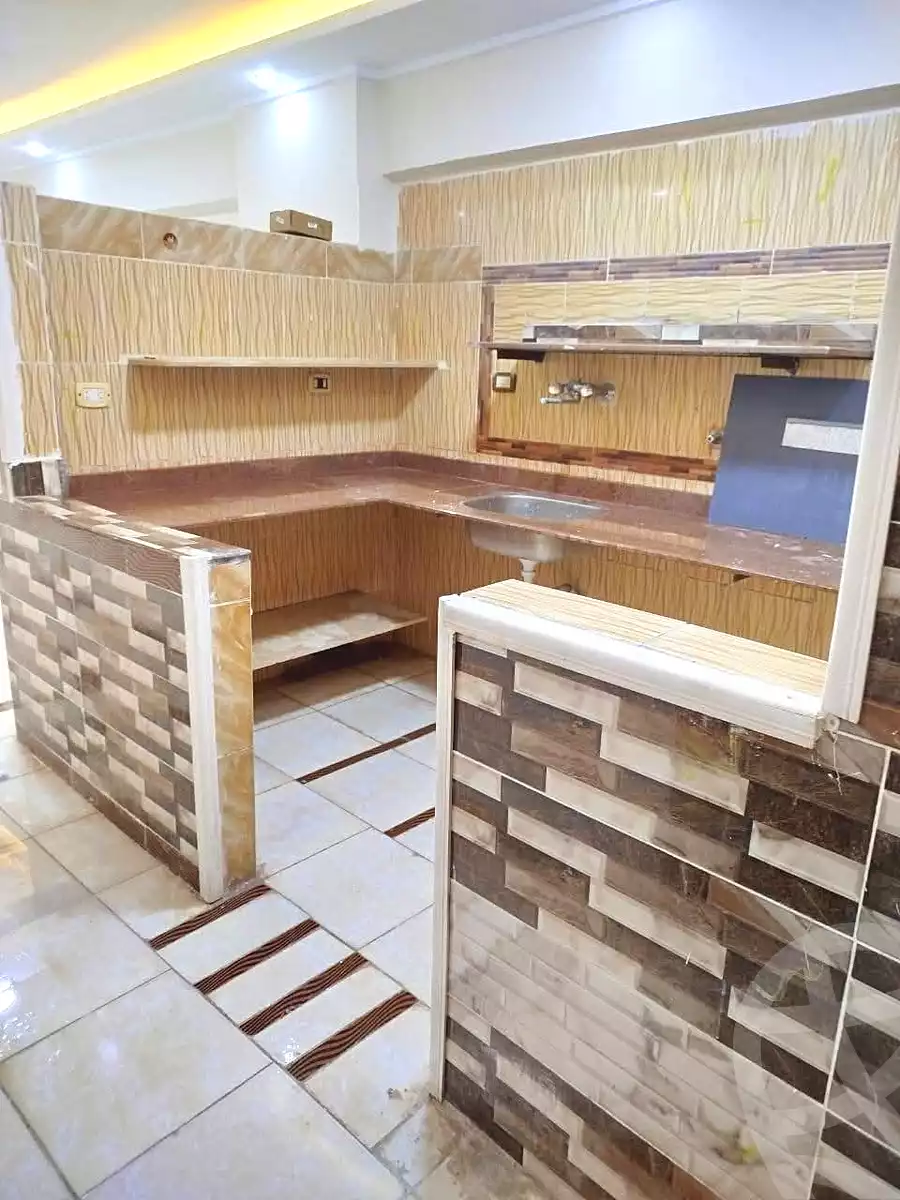 https://aqarmap.com.eg/en/listing/6836089-for-rent-alexandria-al-agamy-bw-ywsf