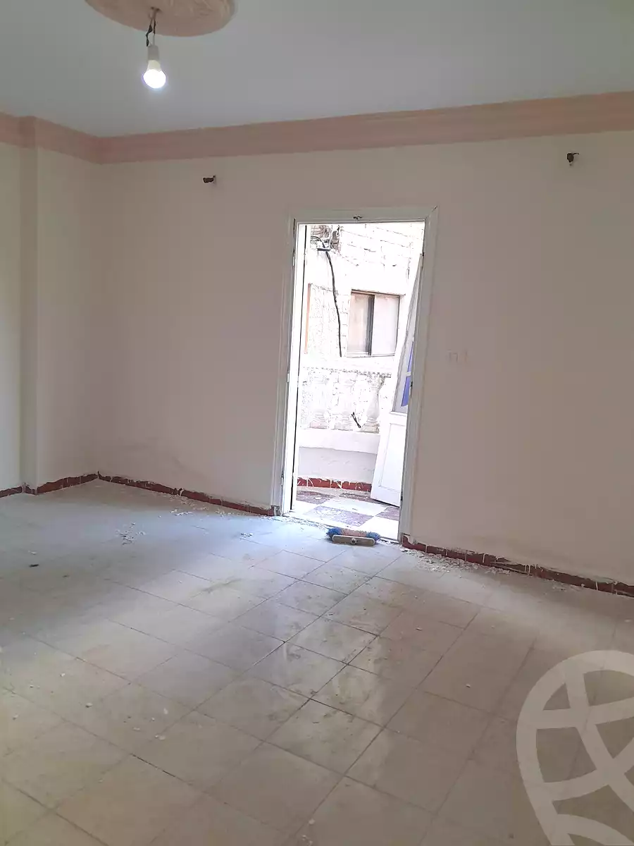 https://aqarmap.com.eg/ar/listing/6836338-for-sale-alexandria-al-agamy-el-hanouvel-el-salam-st