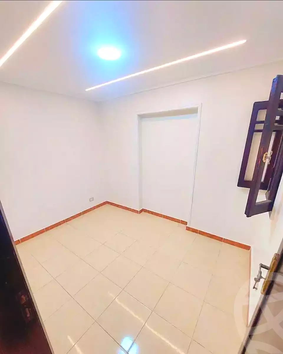https://aqarmap.com.eg/ar/listing/6836564-for-sale-alexandria-sydy-bshr-sydy-bshr-bhry-street-16