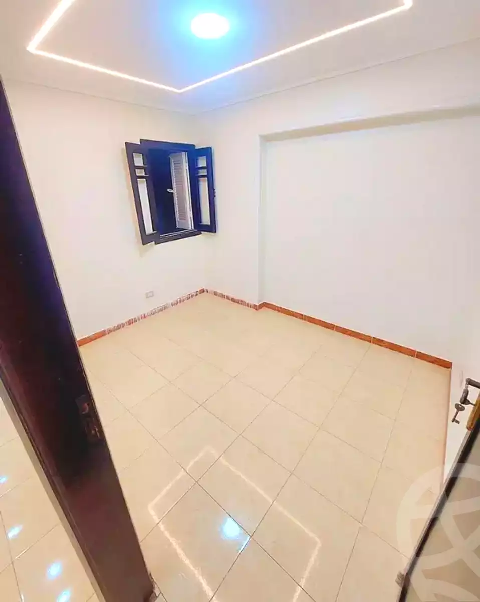 https://aqarmap.com.eg/ar/listing/6836564-for-sale-alexandria-sydy-bshr-sydy-bshr-bhry-street-16