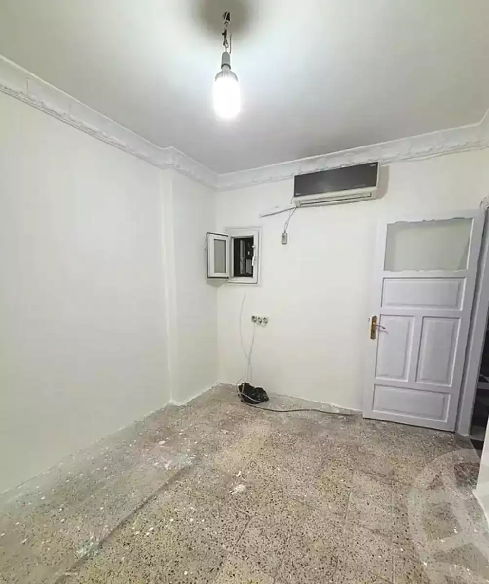https://aqarmap.com.eg/en/listing/6836596-for-sale-alexandria-moharram-bey-othman-galal-st