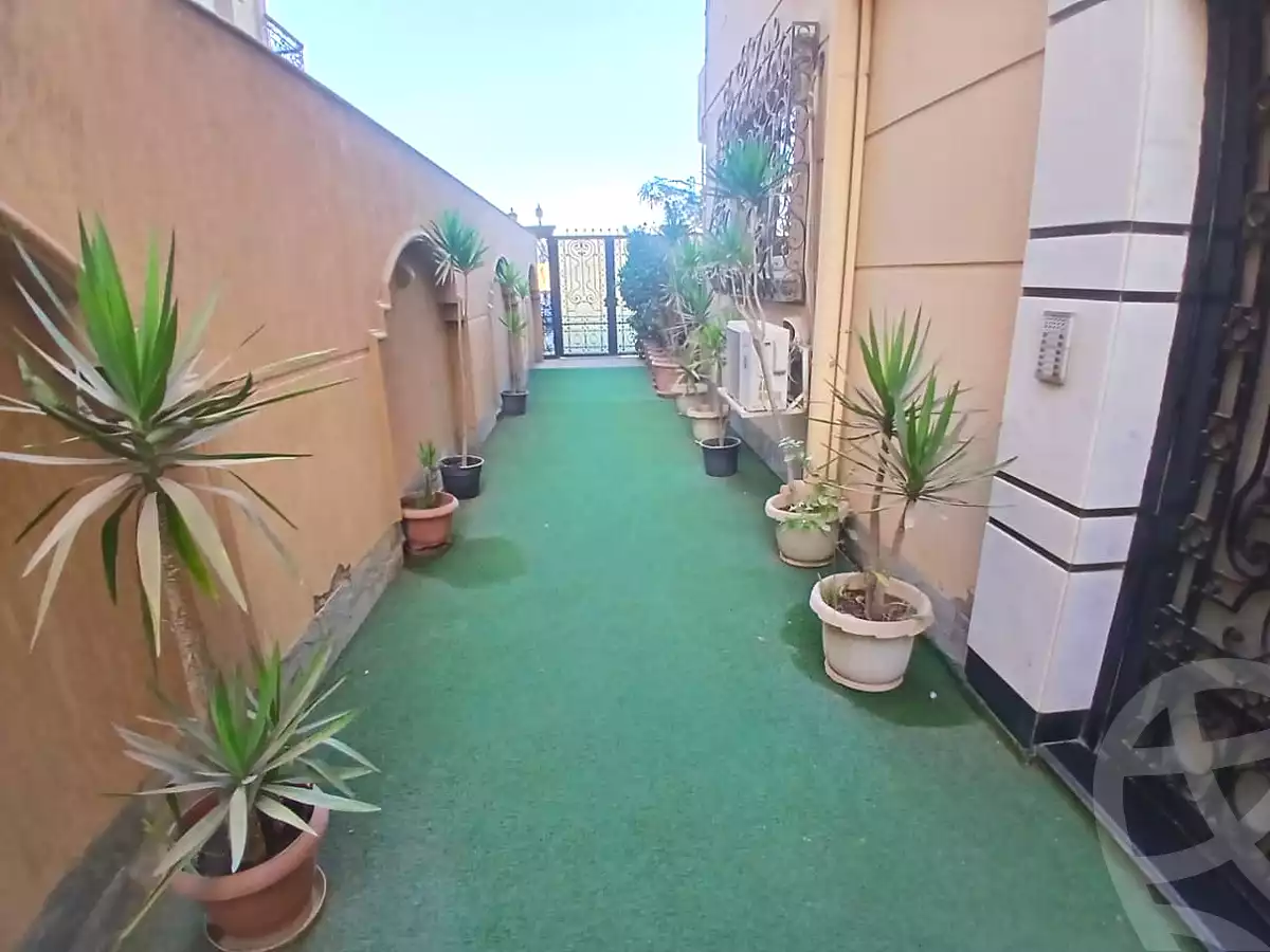 https://aqarmap.com.eg/ar/listing/6836917-for-sale-cairo-6th-of-october-el-hay-el-motamyz-fourth-touristic-village-mahmoud-sami-el-baroudi-st