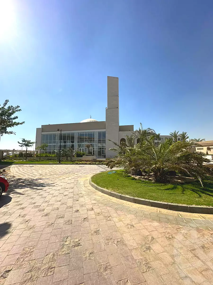 https://aqarmap.com.eg/en/listing/6837364-for-rent-cairo-el-sheikh-zayed-city-compounds-kmbwnd-fyldj-wyst-dr-llttwyr