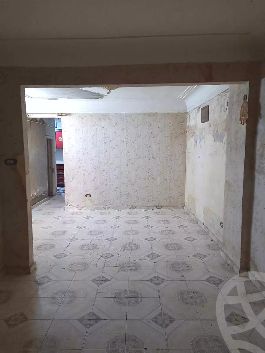 https://aqarmap.com.eg/en/listing/6837422-for-sale-alexandria-bakoos-cinema-layla-st