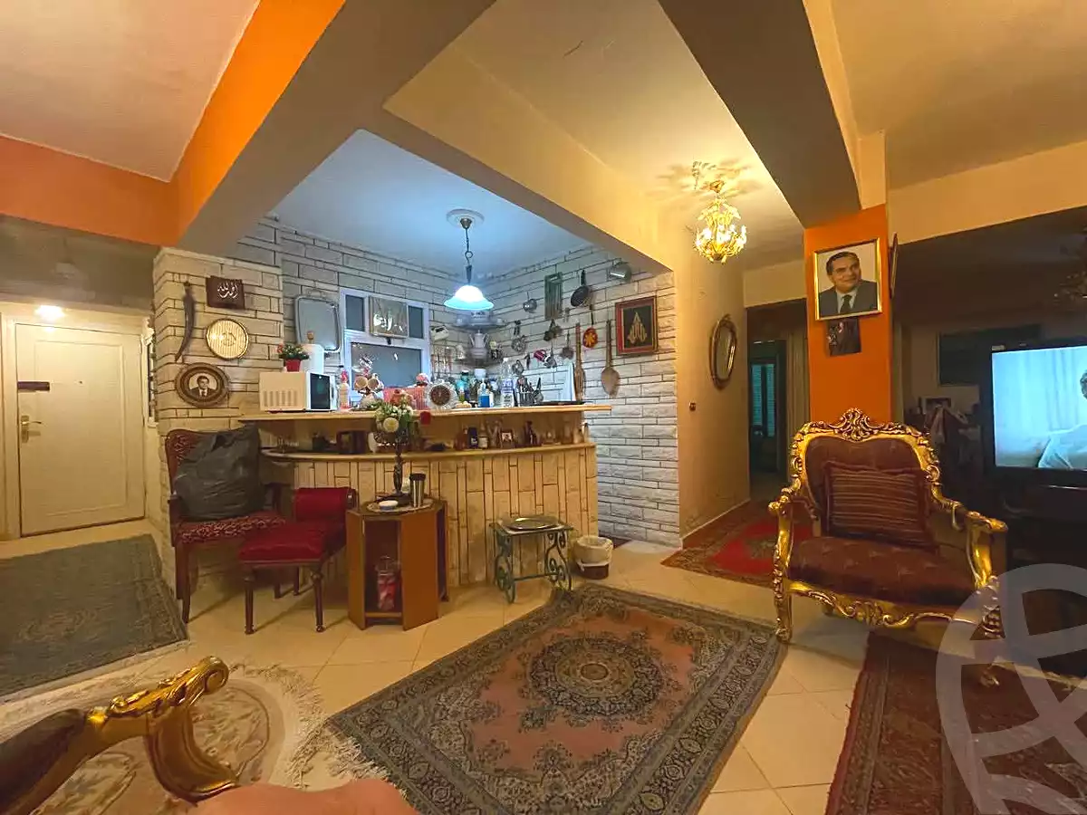 https://aqarmap.com.eg/ar/listing/6837631-for-sale-alexandria-sydy-bshr-sydy-bshr-bhry-gamal-abd-el-nasir-st
