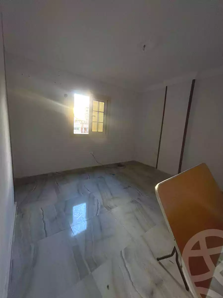 https://aqarmap.com.eg/ar/listing/6837632-for-rent-alexandria-al-agamy-lbytsh-bianchiii