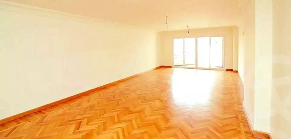 https://aqarmap.com.eg/ar/listing/6837883-for-sale-alexandria-lauran-shr-bw-qyr-tryq-lhry