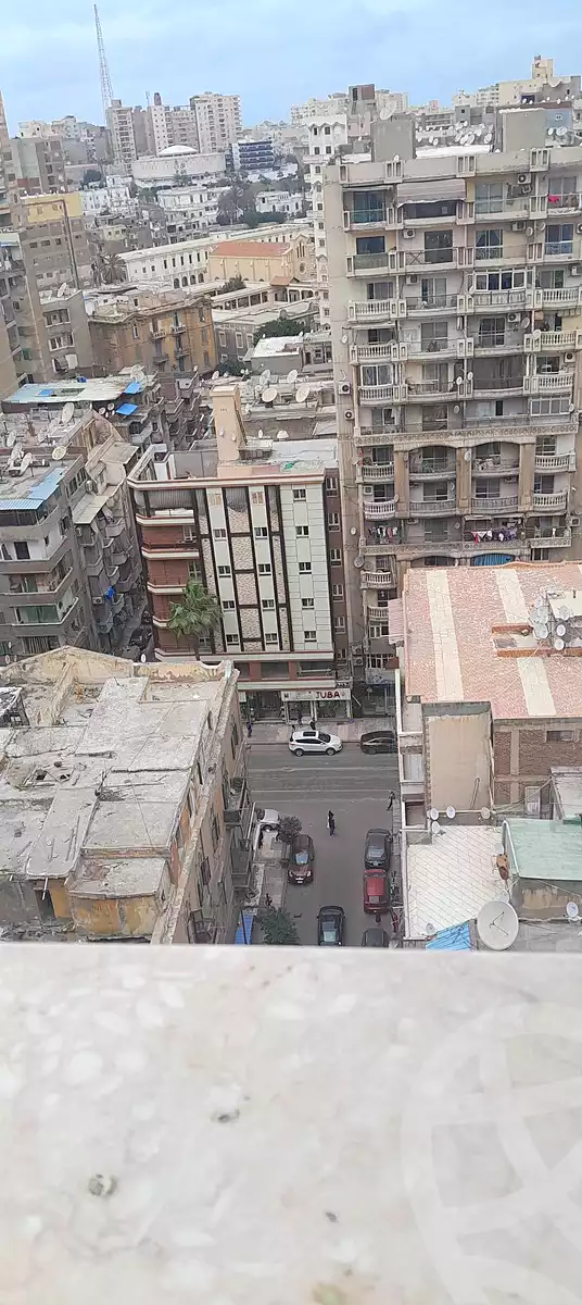 https://aqarmap.com.eg/ar/listing/6838140-for-rent-alexandria-moharram-bey-saleh-al-hedini-st
