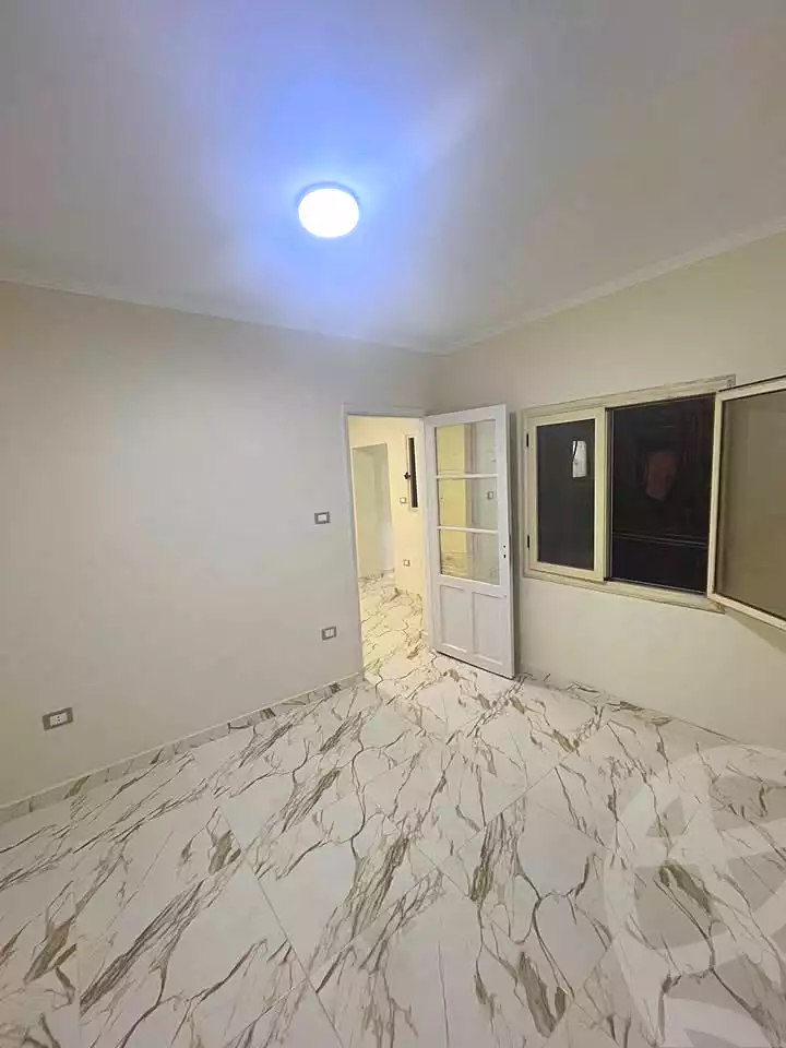 https://aqarmap.com.eg/ar/listing/6838225-for-sale-alexandria-sydy-bshr-sydy-bshr-bhry-shr-mhmwd-l-yswy