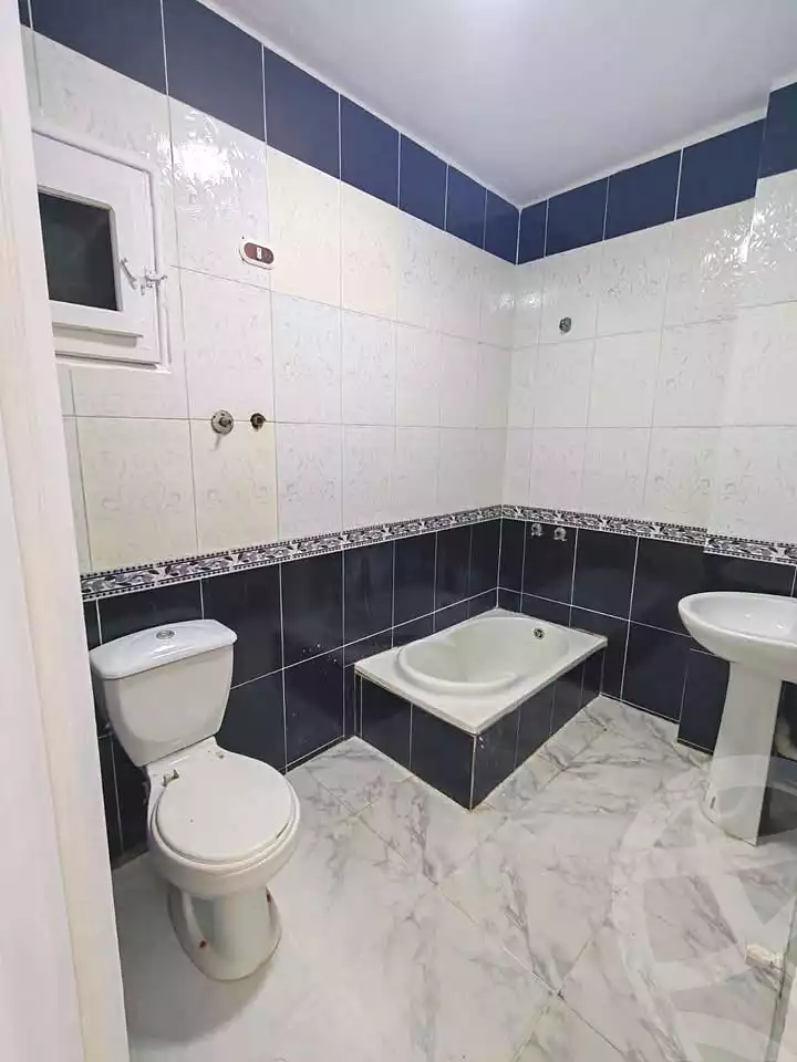 https://aqarmap.com.eg/ar/listing/6838250-for-sale-alexandria-al-agamy-shataa-el-nakheel